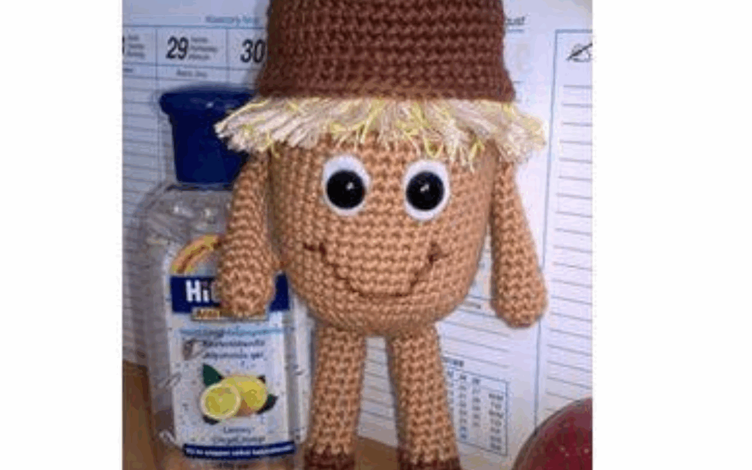 Makk Marci horgolása – vidám őszi figura